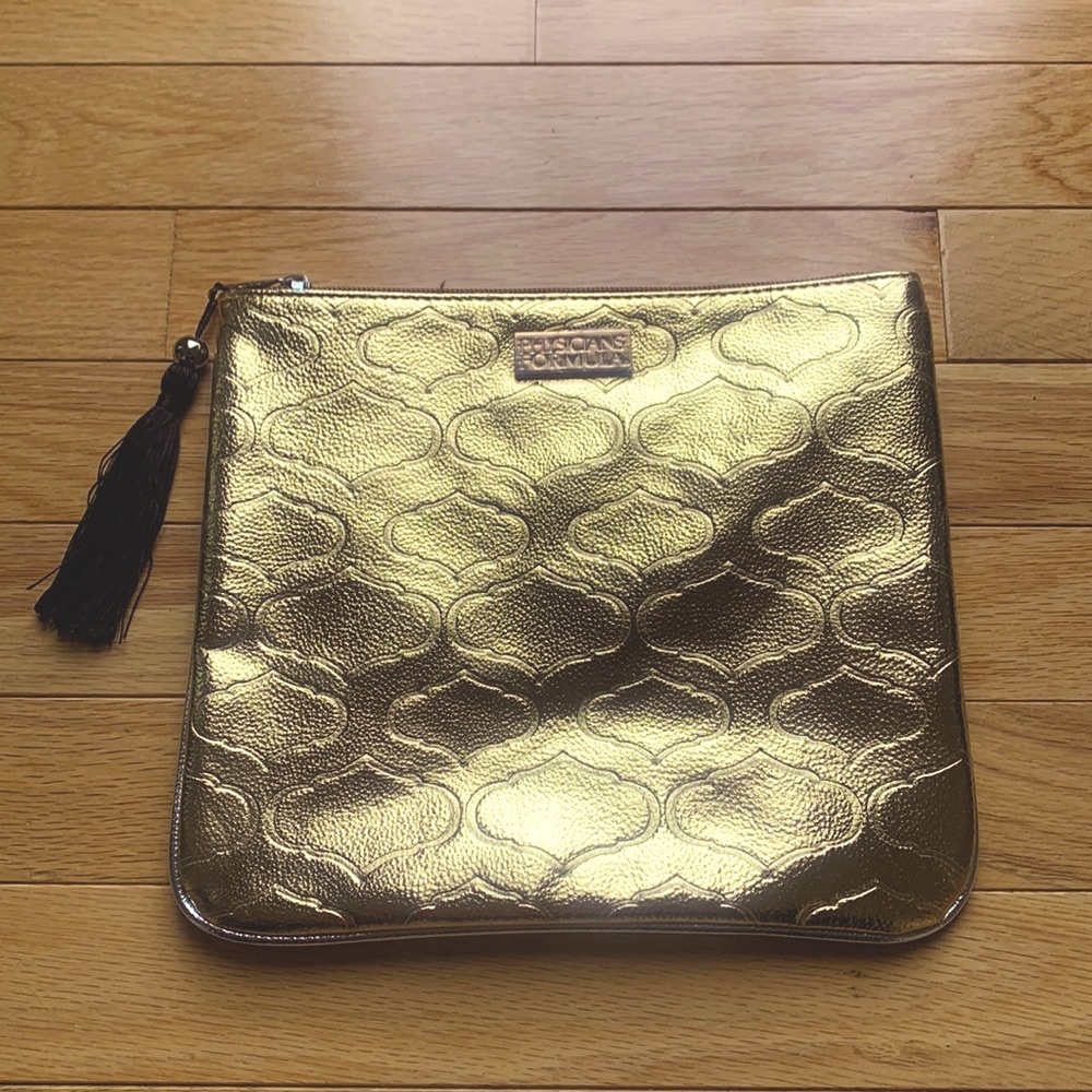 PHYSICIANS FORMULA SUPER CUTE GOLD LINED AND QUILTED BAG WITH TOP ZIPPER